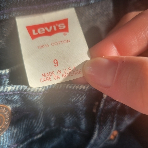 Levi's Mid Rise Jeans - Picture 9 of 12